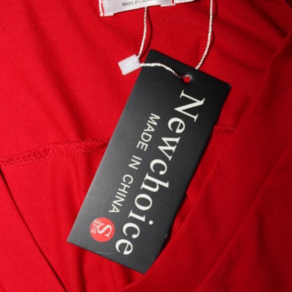 Red v-neck top - Picture 6 of 6